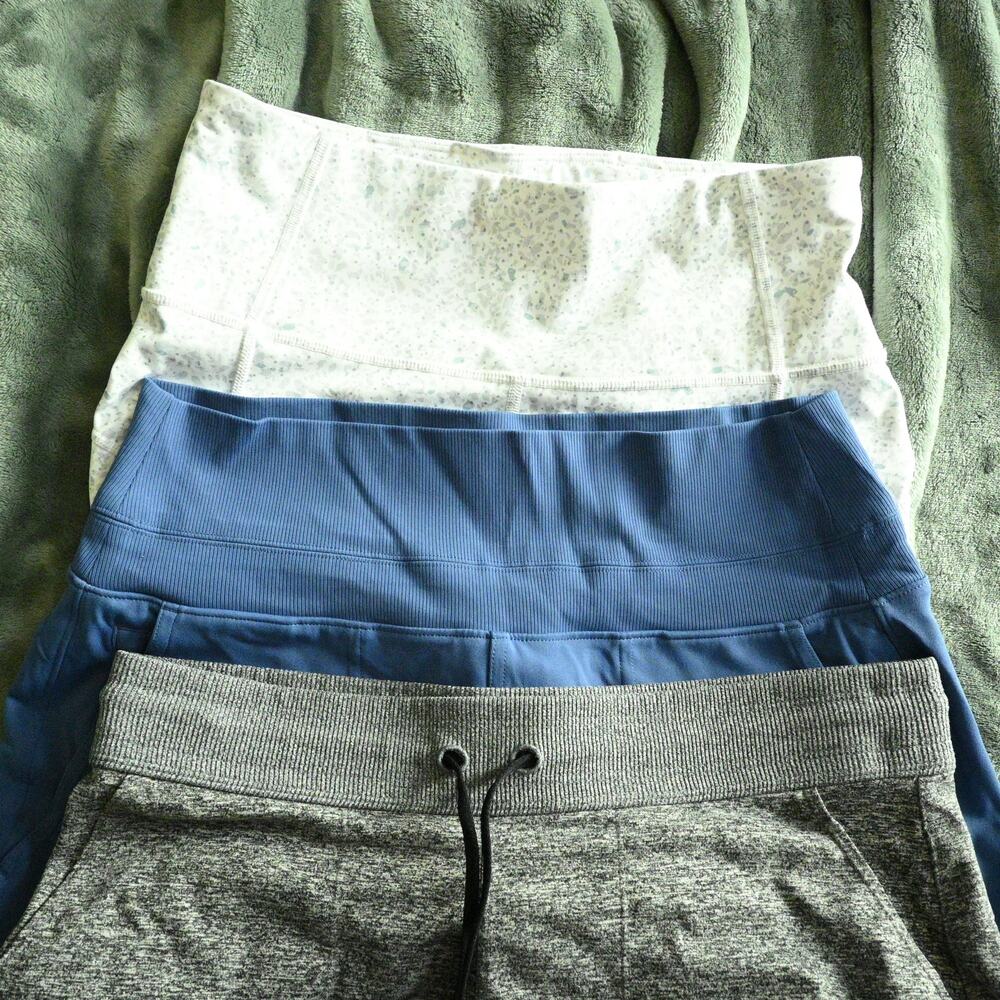Lot of 3 Athleta Women's M Bottoms: 2 Joggers and 1 Leggings Athletic Casual